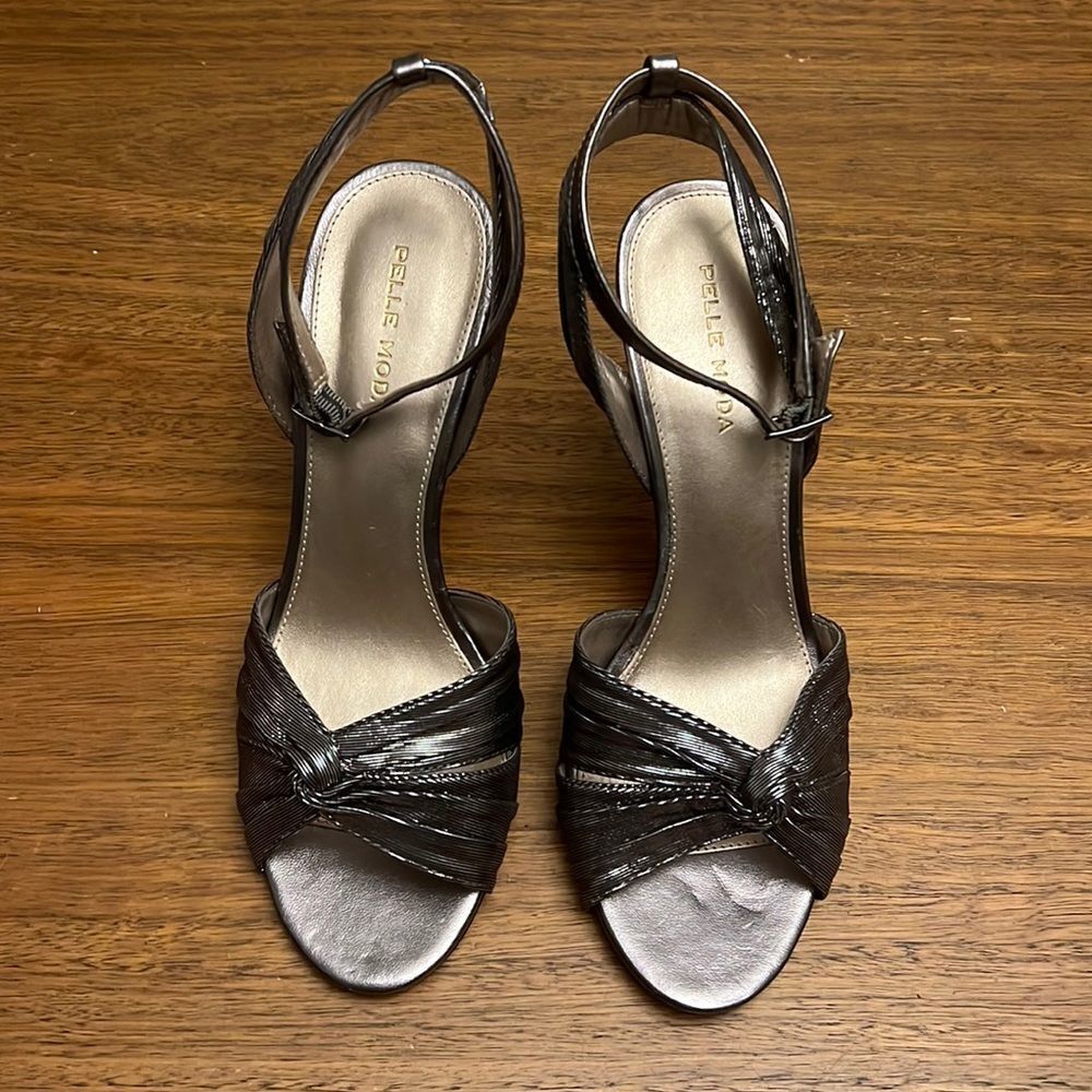 Pelle moda heels  
